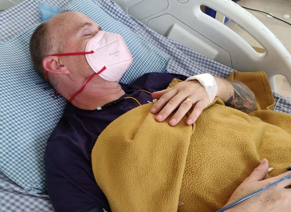 FUNDRAISING APPEAL FOR ISLAND MAN BATTLING COVID-19 AND DEADLY COBRA BITE ABORAD