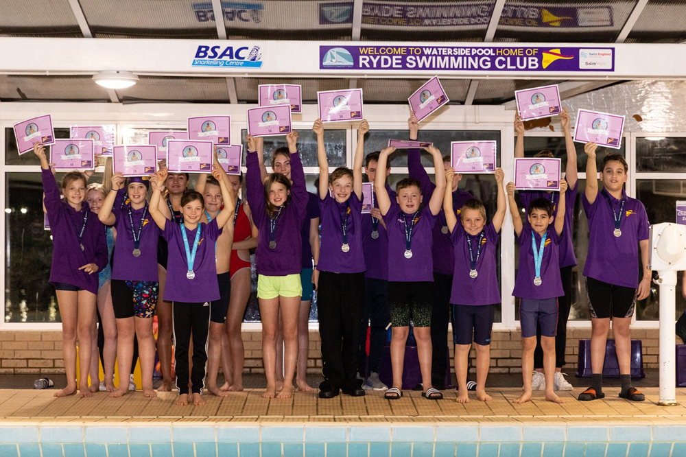 RYDE SWIMMING CLUB TAKE ON CHALLENGE TO RAISE MONEY FOR THEIR CLUB