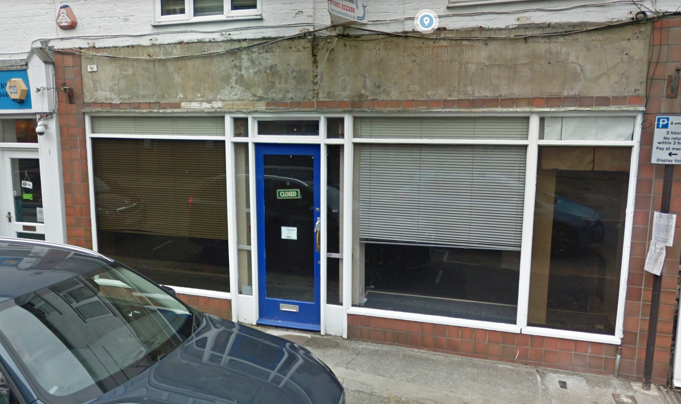 EMPTY NEWPORT SHOP COULD BE TRANSFORMED INTO A FLAT