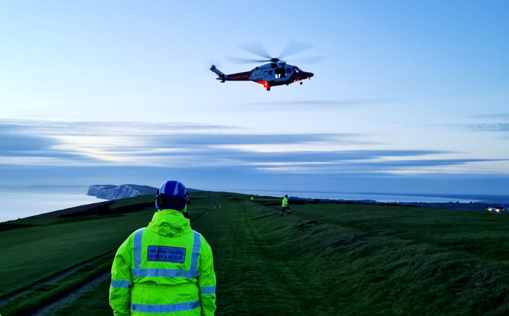 INJURED PARAGLIDER AIRLIFTED TO HOSPITAL BY COASTGUARD HELICOPTER