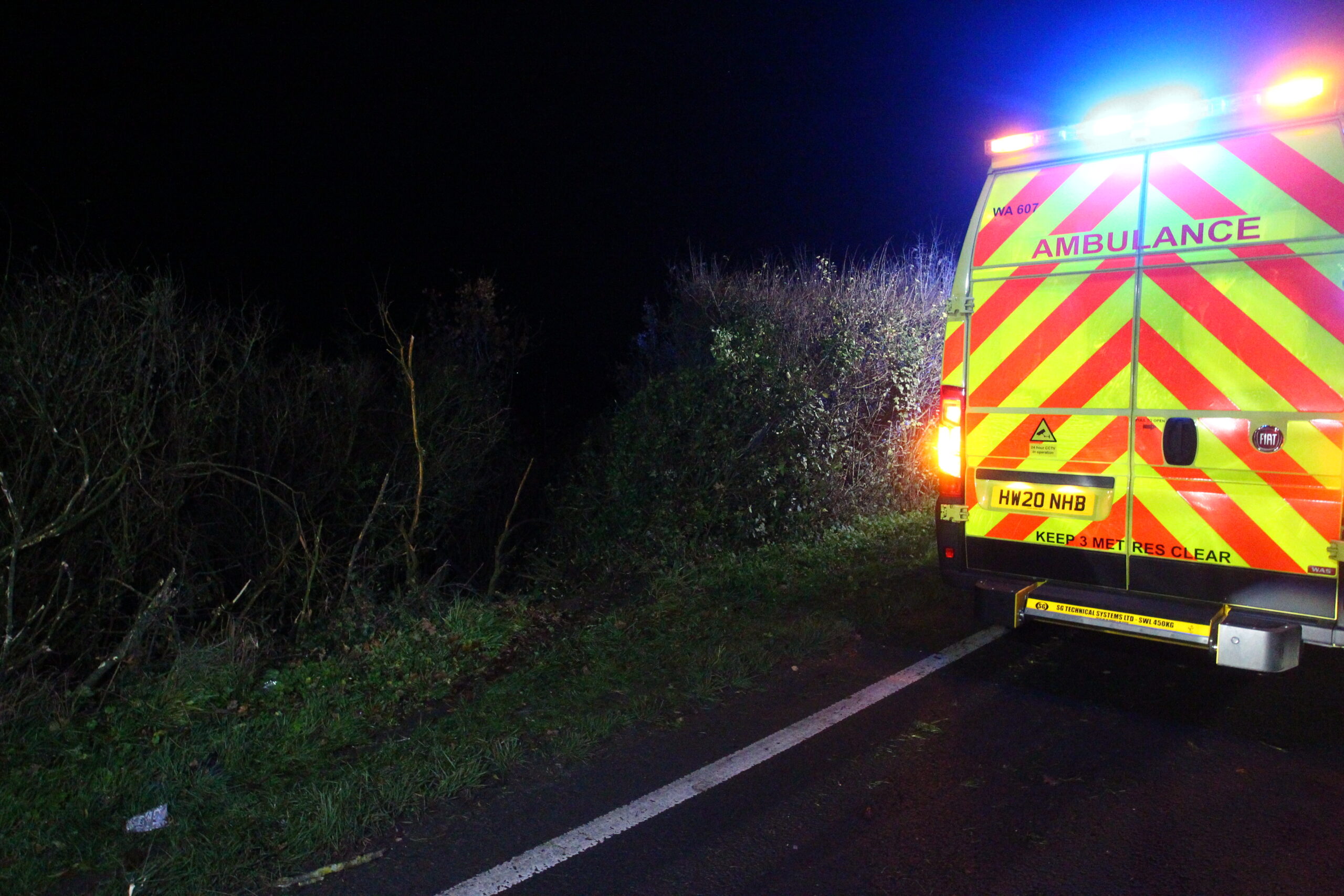 MINOR INJURY AS CAR PLOUGHS THROUGH HEDGE AT WHIPPINGHAM