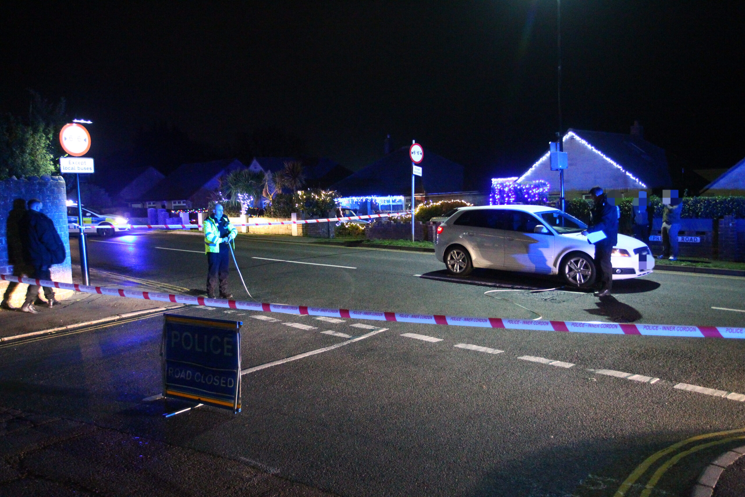 PEDESTRIAN HIT BY CAR IN RYDE – POLICE CLOSE BUSY ROAD