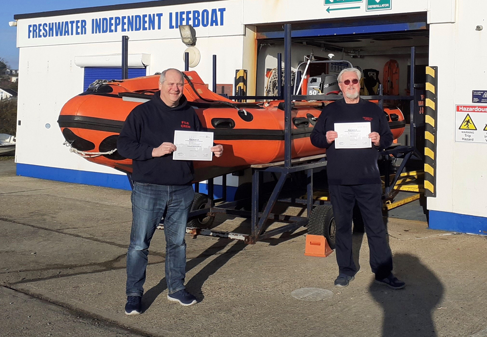 VOLUNTEERS AT FRESHWATER LIFEBOAT RECOGNISED FOR THEIR LONG SERVICE AND DEDICATION