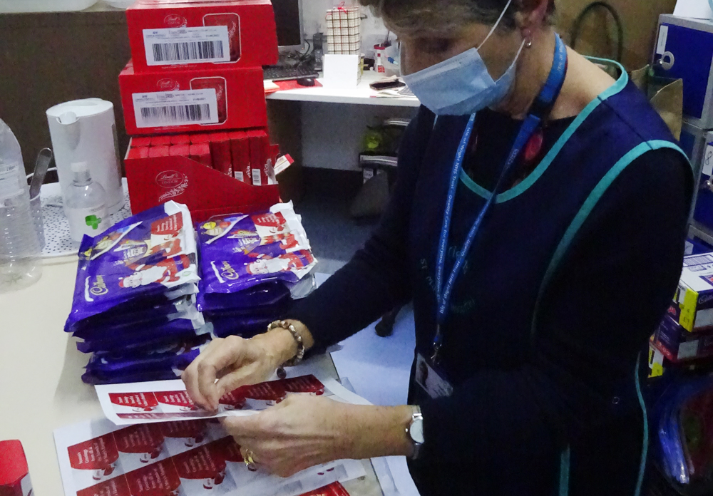 HOSPITAL FRIENDS BRING FESTIVE CHEER TO THE WARDS