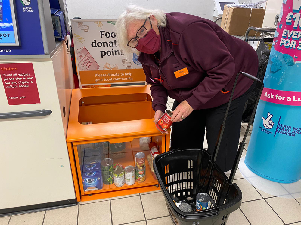 SAINSBURY’S PLEDGES SUPPORT TO THE ISLE OF WIGHT FOODBANK