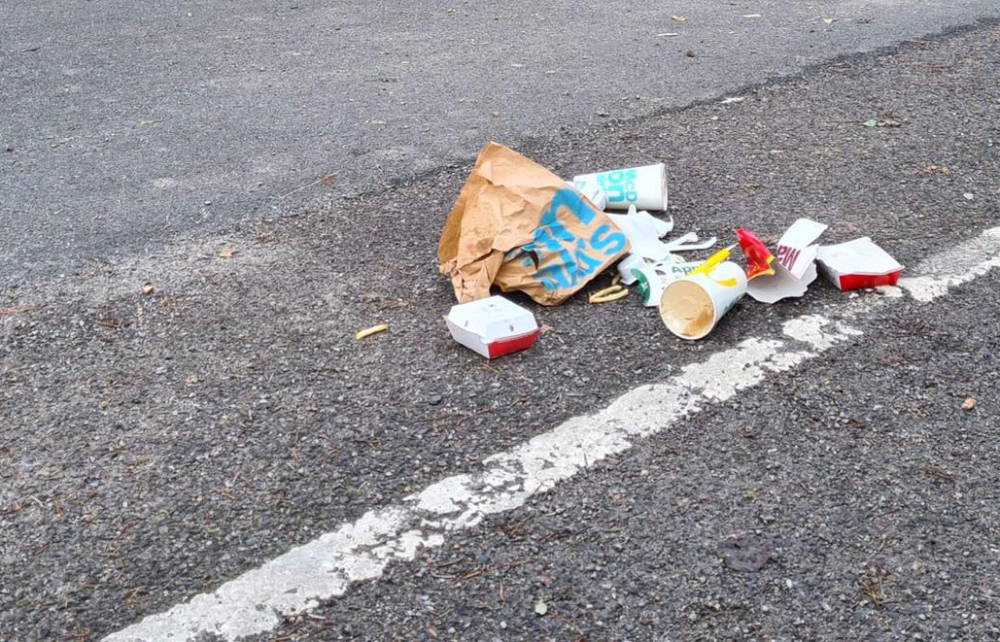 MCRUBBISH! POLICE CRACK DOWN ON TAKEAWAY MUNCHERS IN BRADING