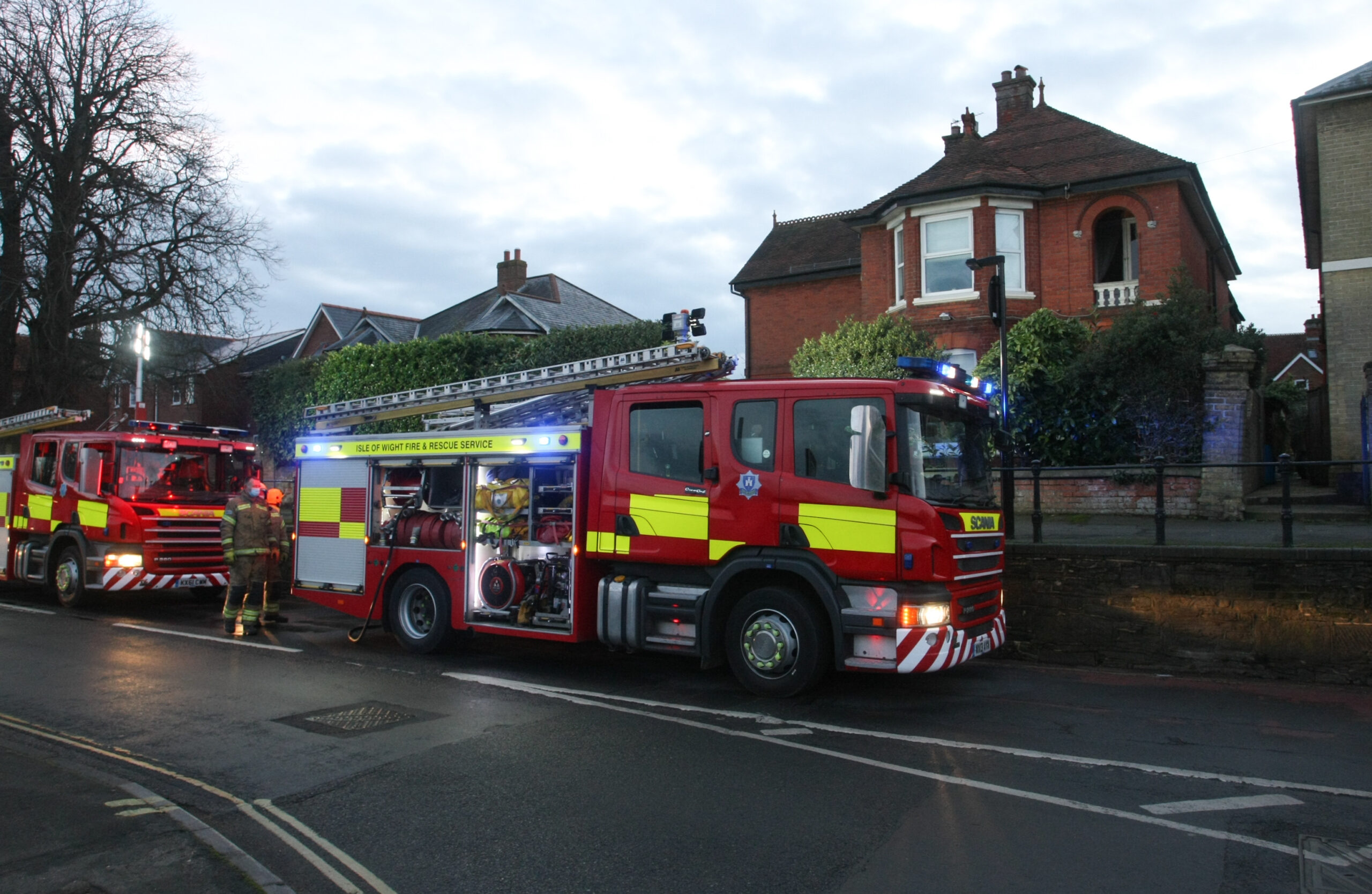FIREFIGHTERS RESPOND TO OUTBUILDING FIRE IN NEWPORT