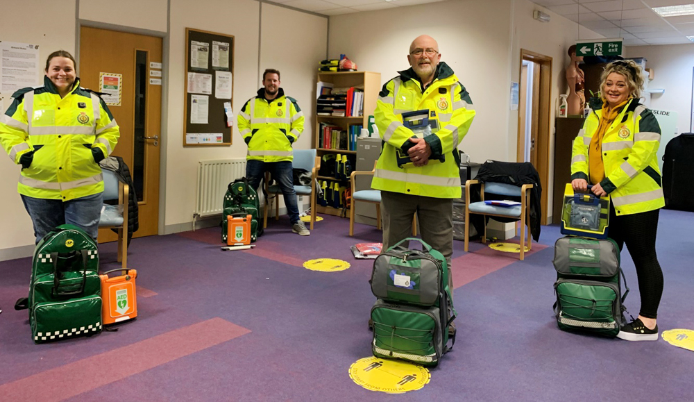 4 NEW COMMUNITY FIRST RESPONDERS READY TO HELP SAVE LIVES ON THE ISLE OF WIGHT