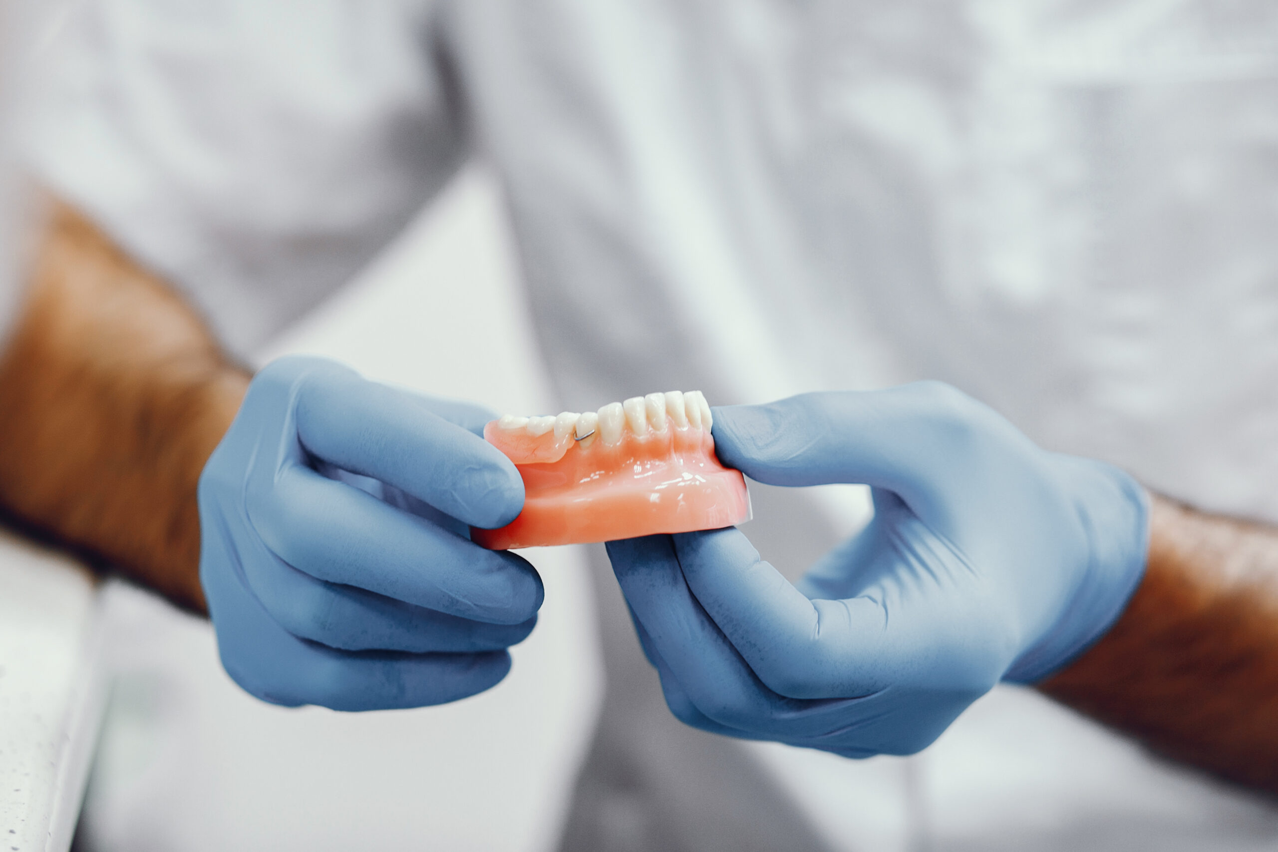 EFFECTIVE DENTAL IMPLANTS