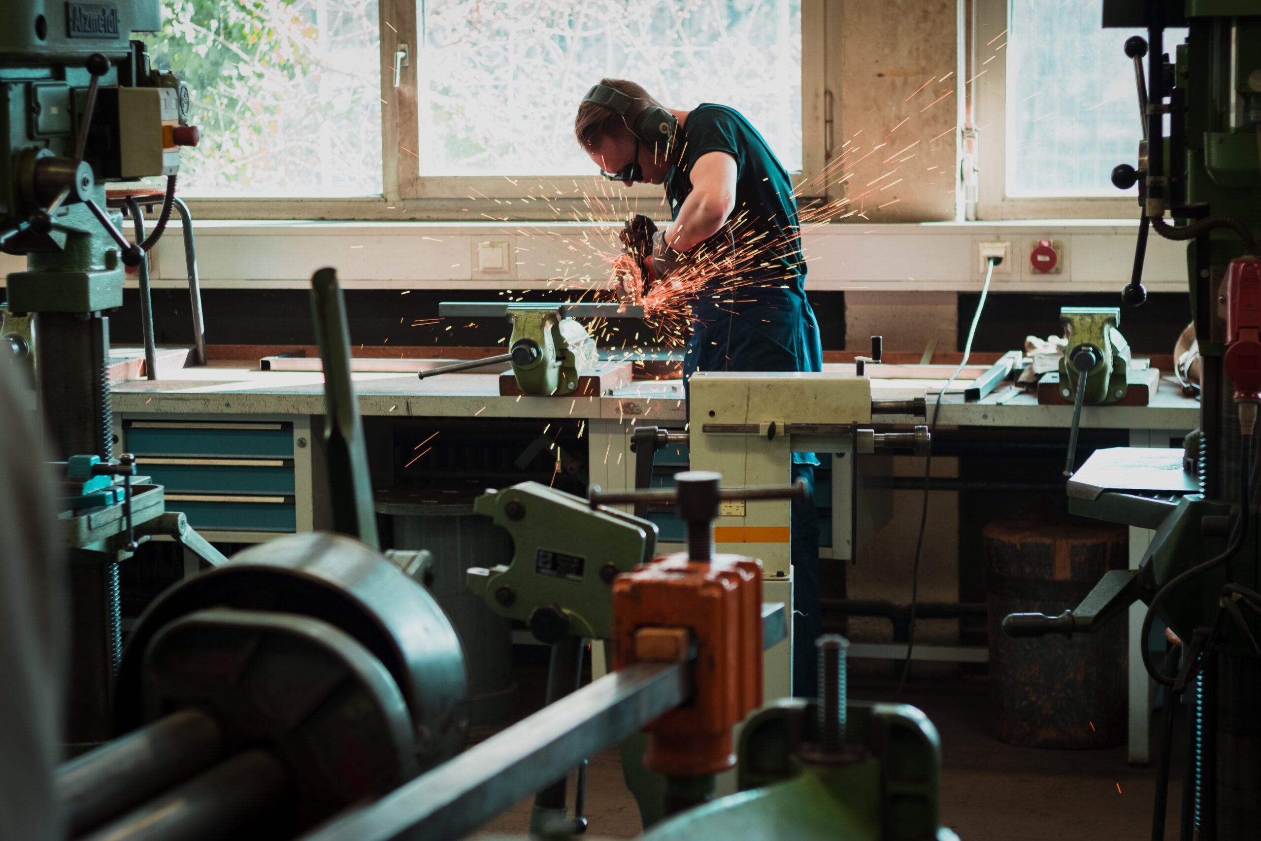 WHAT YOU NEED TO KNOW ABOUT METAL WORKING AND HOW IT CAN BE USED FOR BUSINESS