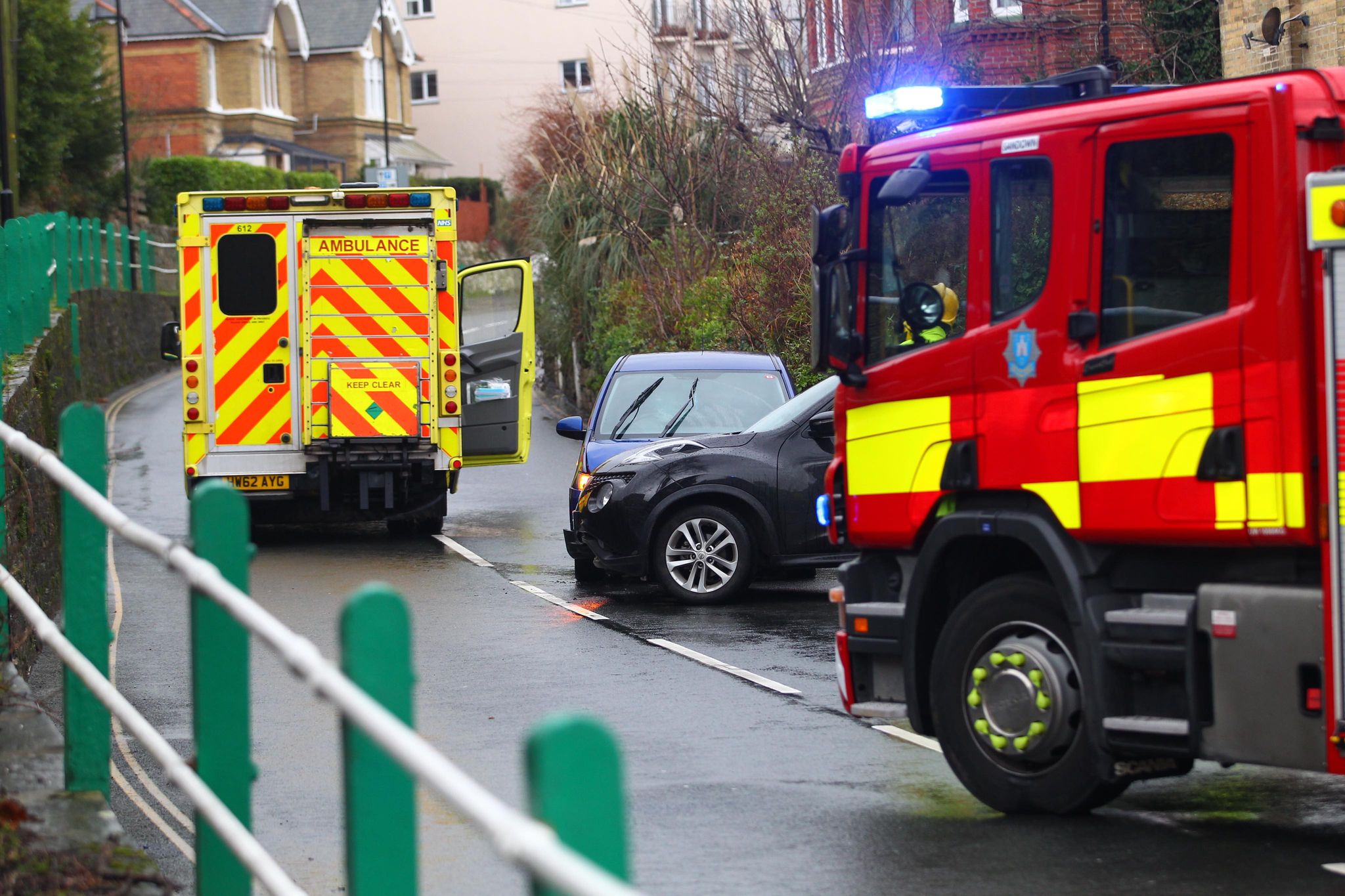 POLICE, FIRE AND AMBULANCE CREWS ATTEND CAR CRASH IN SHANKLIN