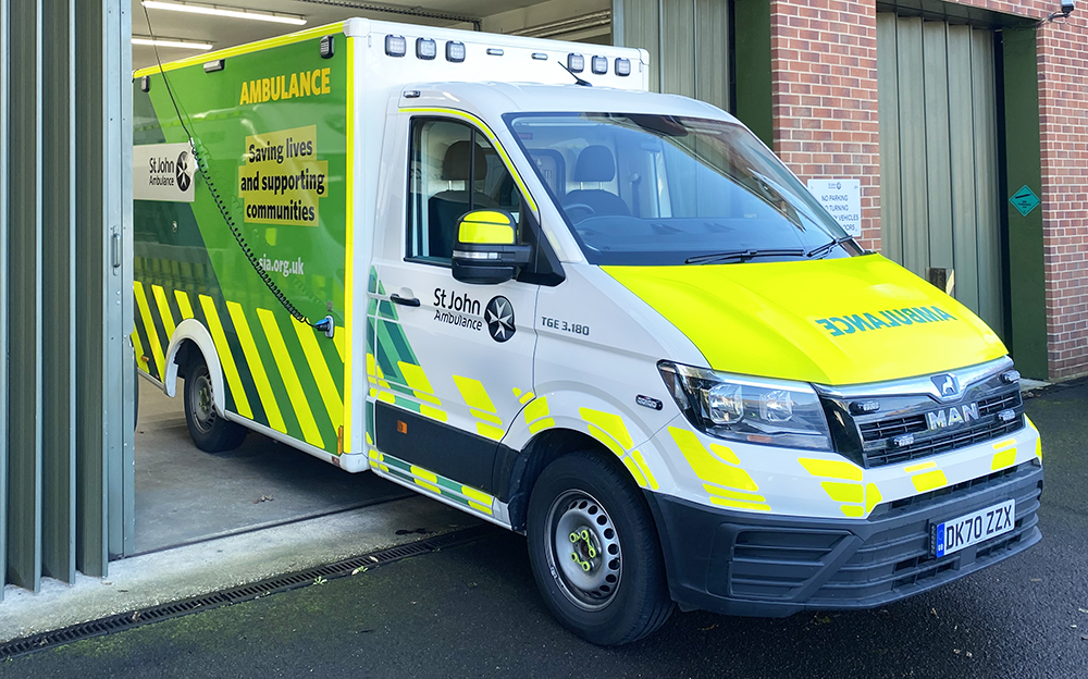 ISLE OF WIGHT AMBULANCE SERVICES WELCOMES SUPPORT FROM ST JOHN AMBULANCE