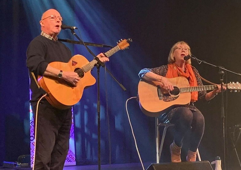 THE SINGING GOES ON AT QUAY ARTS FOLK CLUB
