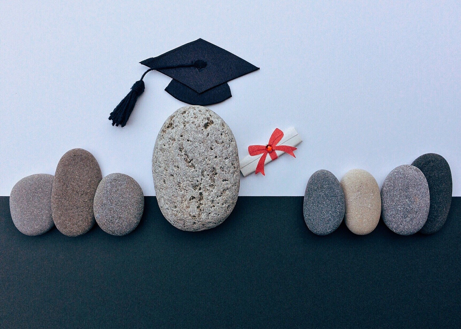 HOW TO PAY FOR AN ADVANCED DEGREE