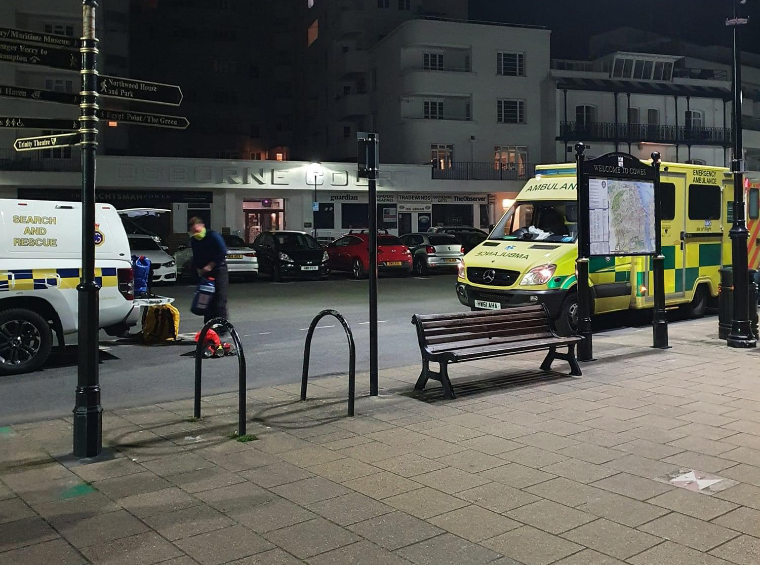 MULTI-AGENCY RESPONSE TO UNWELL TEEN ON THE SHORELINE AT GURNARD