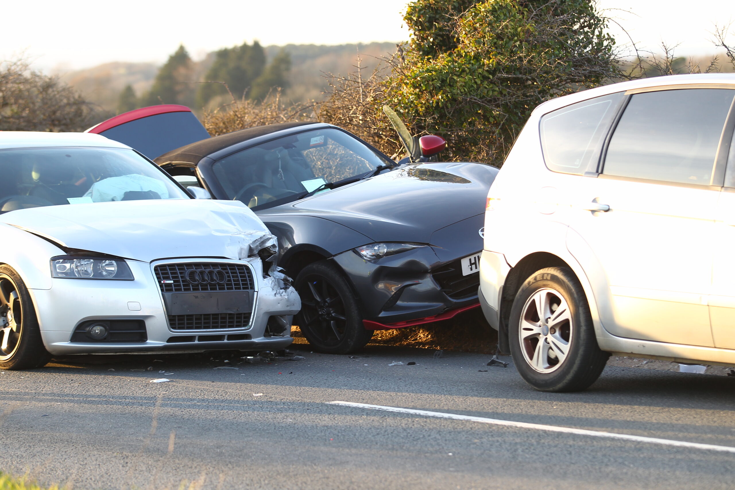 THE DOWNS CLOSED BY 3-CAR CRASH