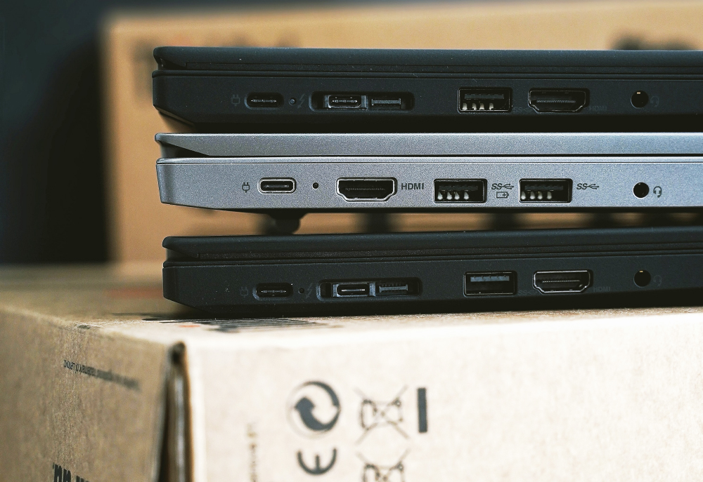 LOCAL HOUSING ASSOCIATION HELPS TOWARDS HOMESCHOOLING WITH LAPTOP DONATION