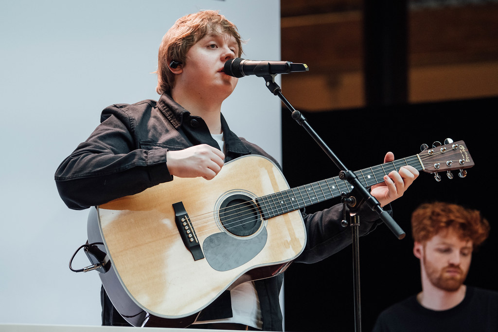 LEWIS CAPALDI CONFIRMS ISLE OF WIGHT FESTIVAL APPEARANCE