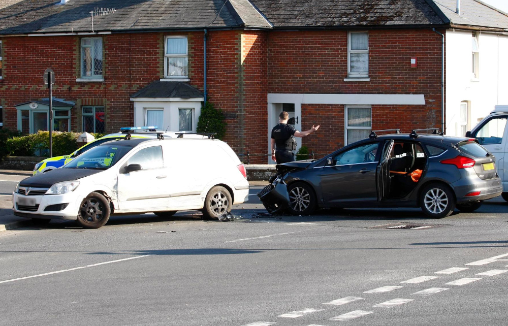 2-CAR CRASH CAUSES EVENING RUSH HOUR DELAYS AT APSE HEATH