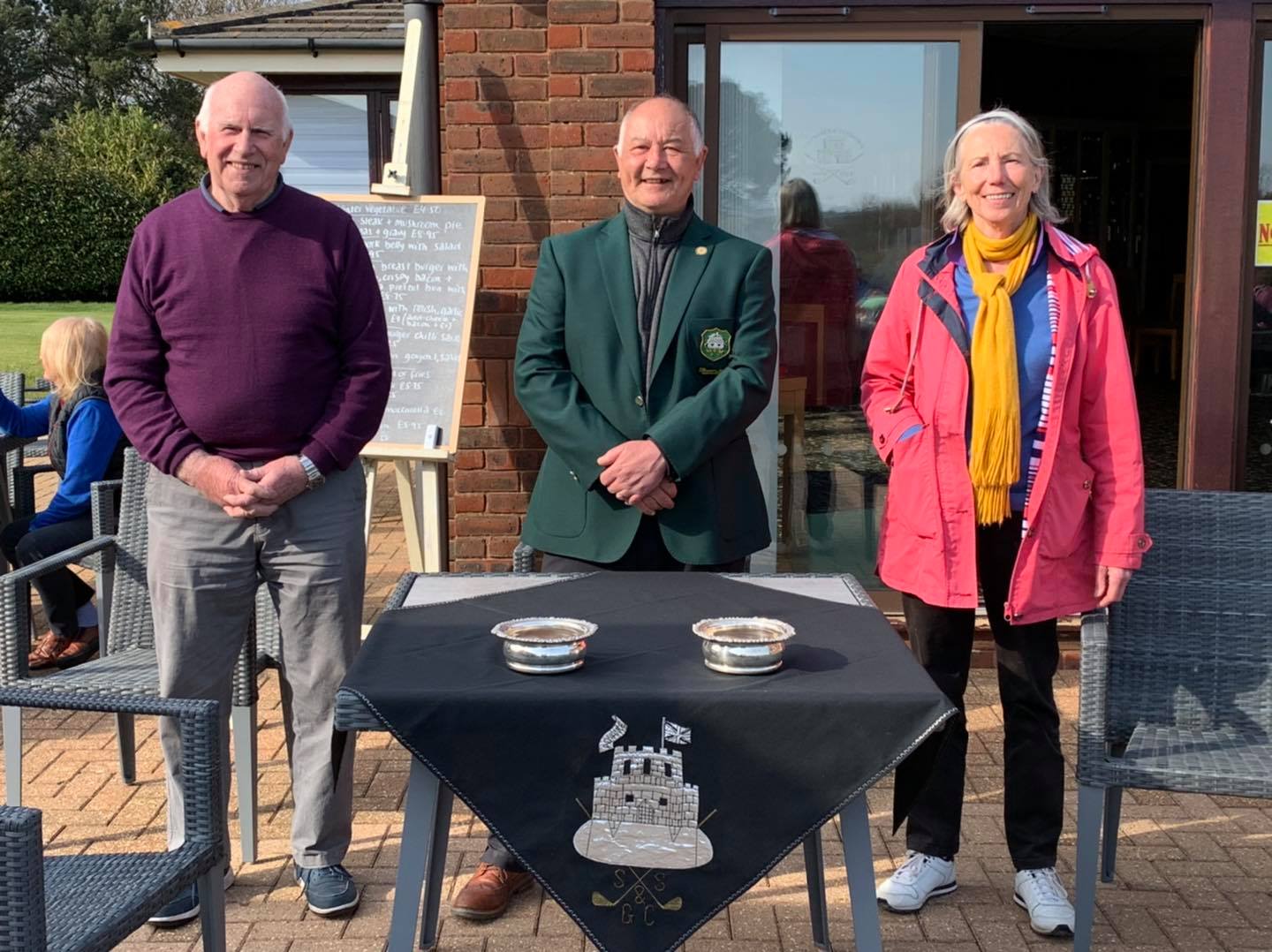 18 TEAMS TAKE ON FIRST MIXED EVENT AT SANDOWN AND SHANKLIN GOLF CLUB