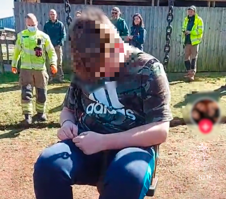 TEEN LEFT EMBARRASSED AFTER GETTING STUCK IN BABY SWING
