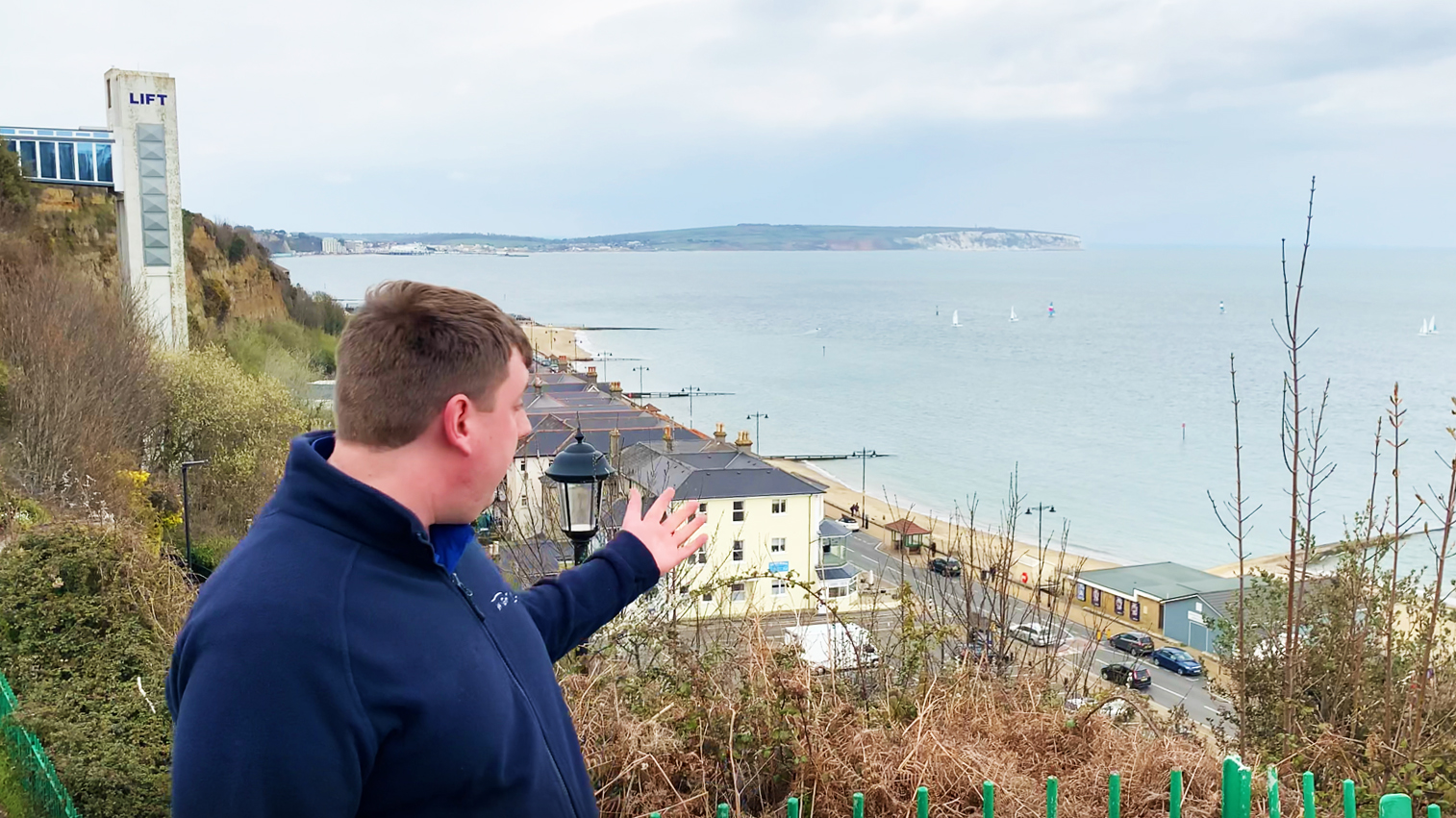PRIZES TO BE WON AS WIGHTLINK LAUNCHES ‘ISLE OF WIGHT BECAUSE’ COMPETITION