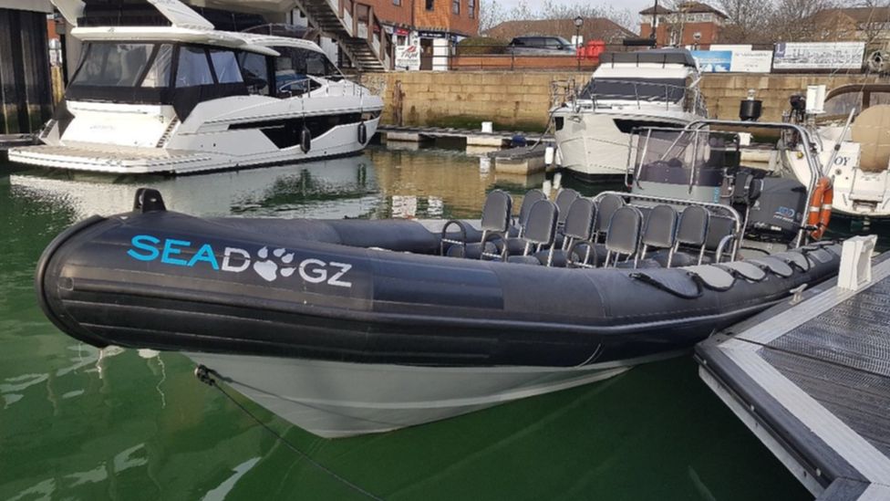 INVESTIGATION CONTINUES INTO BOAT CRASH WHICH KILLED 15 YEAR OLD IN THE SOLENT