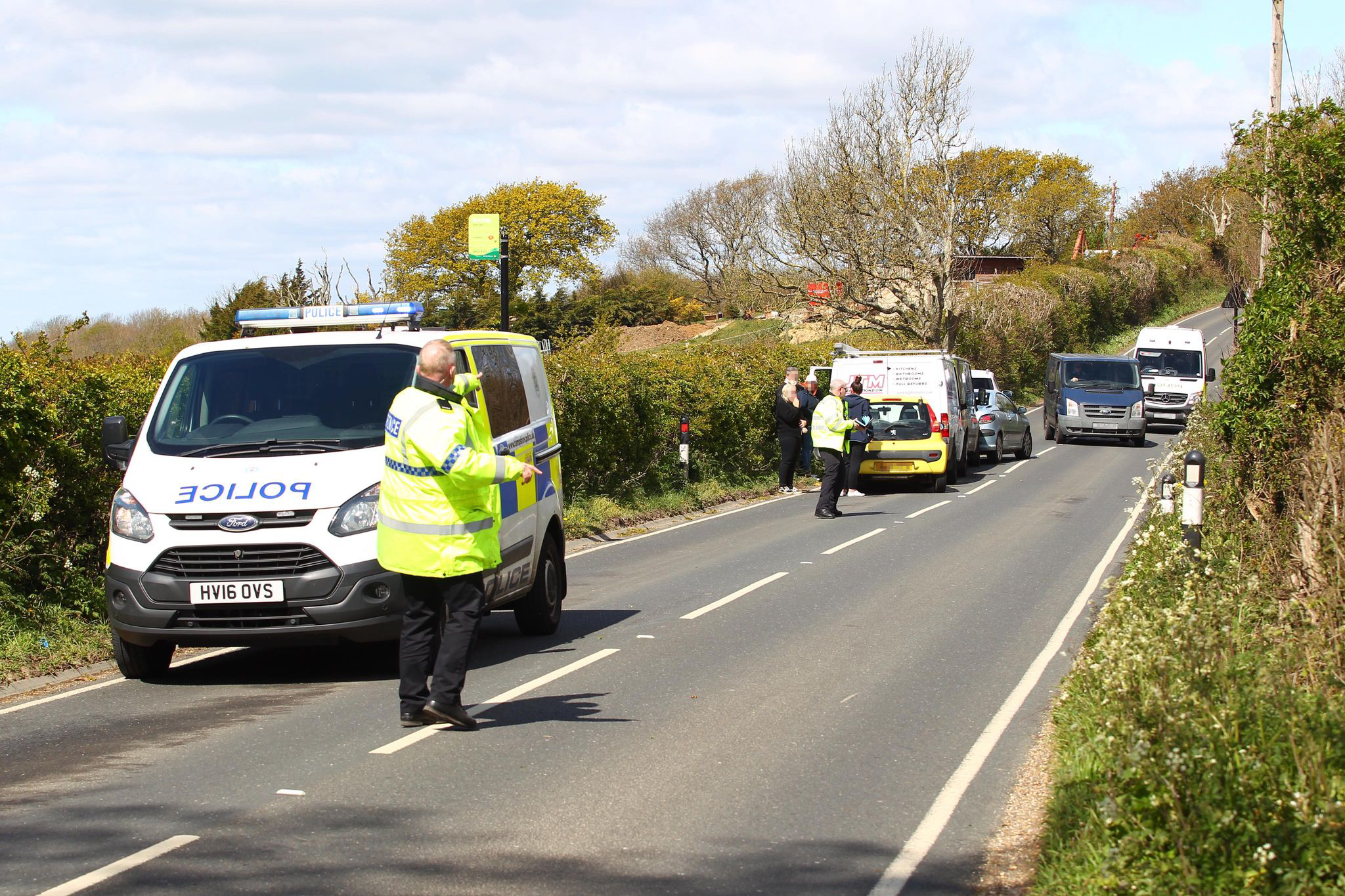 5 VEHICLE COLLISION CAUSES DELAYS ON NEWPORT’S LONG LANE