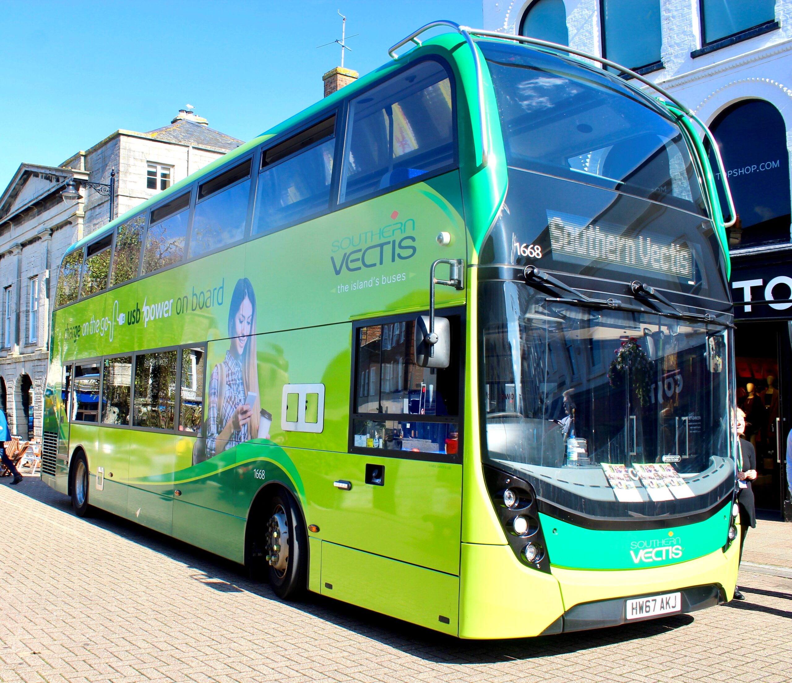 SOUTHERN VECTIS CEMENTS COMMITMENT TO LOCAL PEOPLE LIVING WITH DEMENTIA