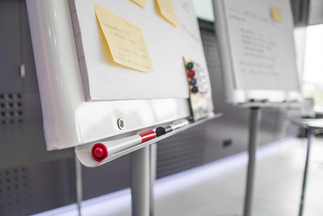 PLANNING AN EVENT FOR YOUR BUSINESS? HERE’S HOW TO PREPARE