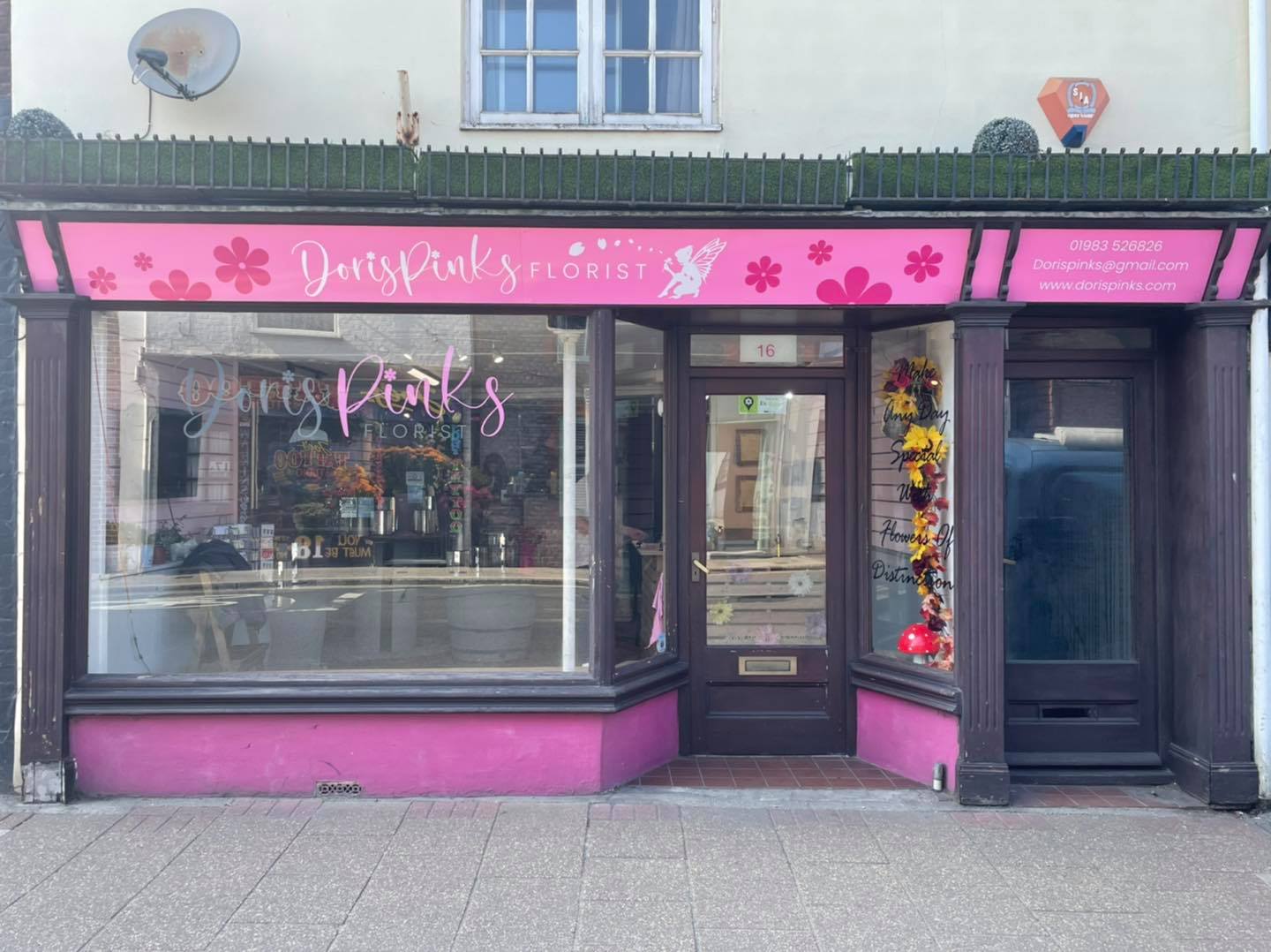 POPULAR ISLE OF WIGHT FLORIST CLOSES IT’S DOORS AFTER 2 DECADES ON THE HIGH STREET