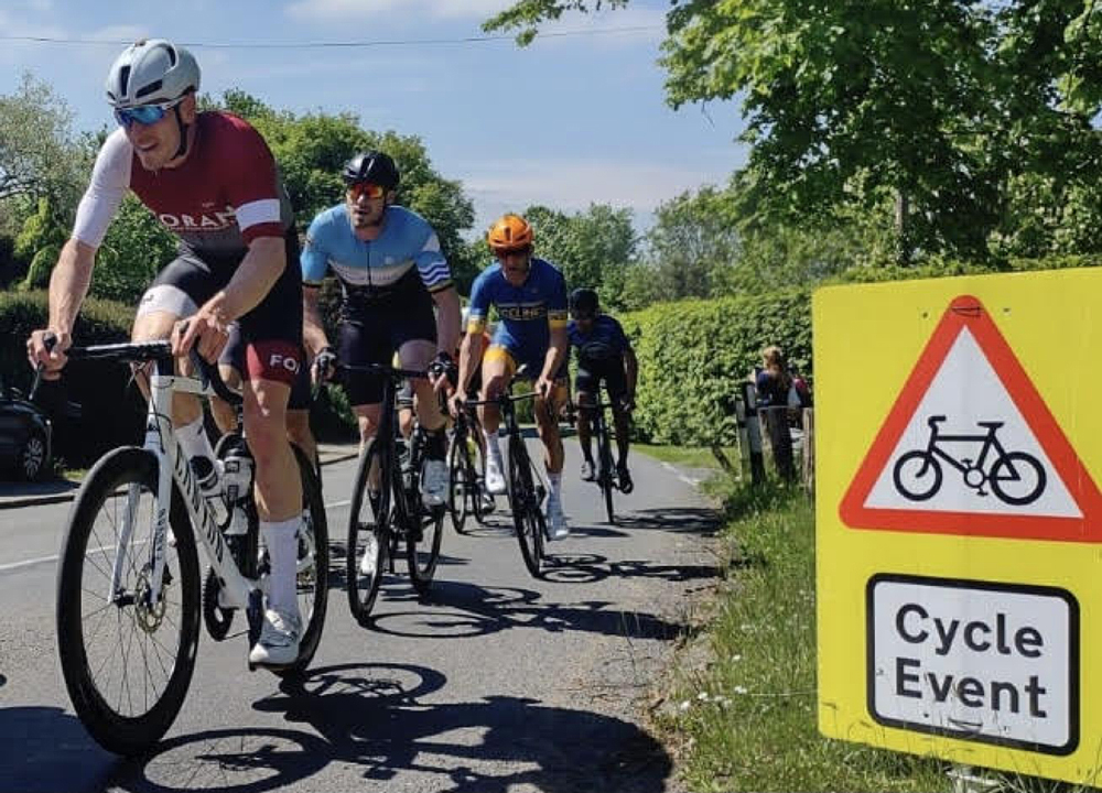 ISLAND RIDERS BATTLE SUNSHINE AND POURING RAIN IN MAINLAND RACES
