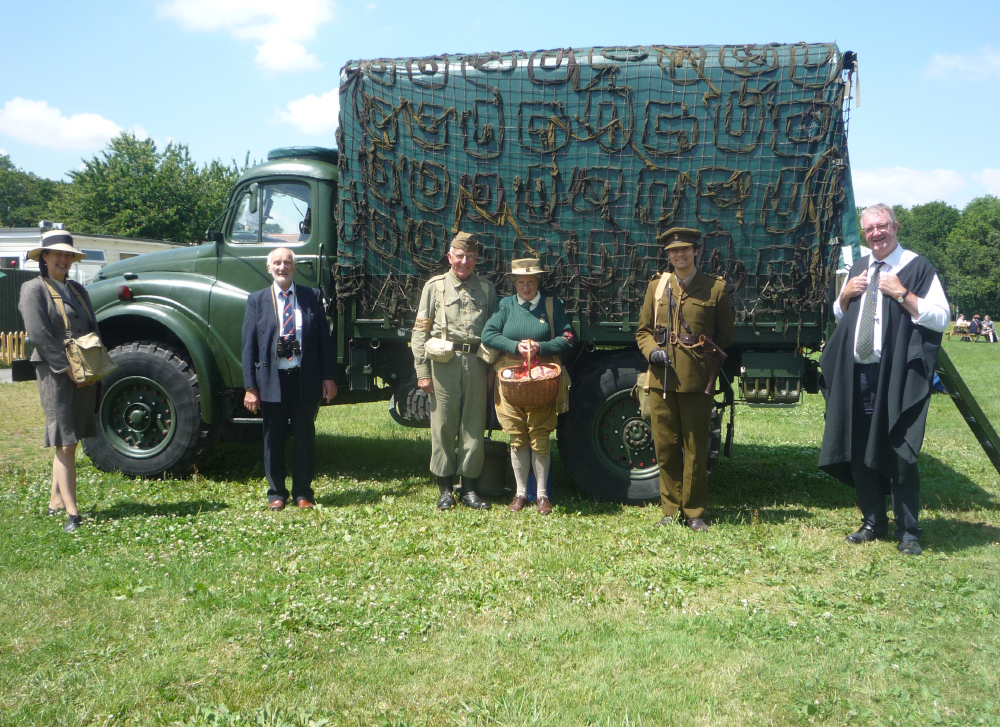 SCHOOL CHILDREN ‘EVACUEES’ BACK AT THE ISLE OF WIGHT STEAM RAILWAY