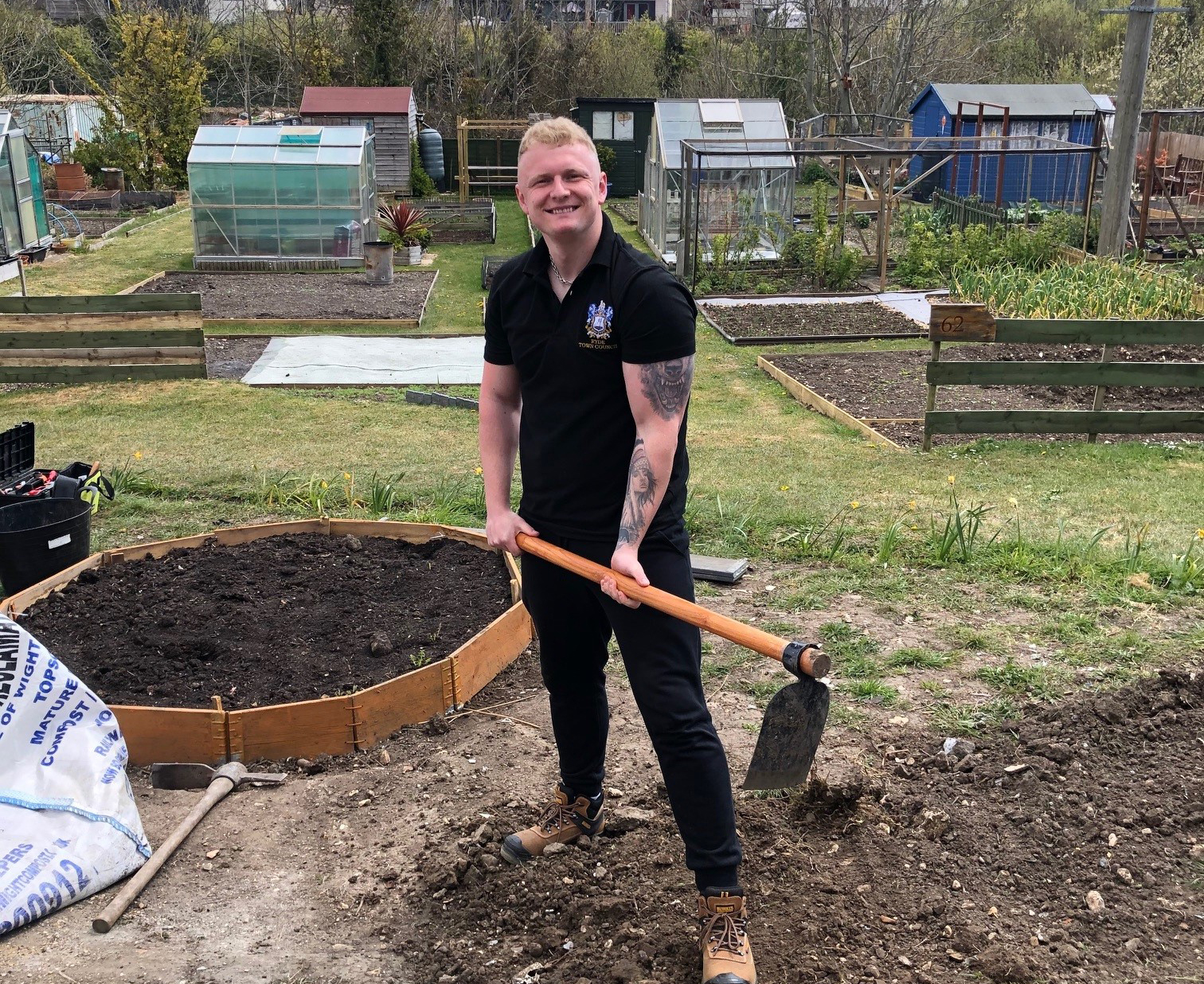 RYDE TOWN COUNCIL EMPLOY 2 YOUNG PEOPLE THANKS TO KICKSTART SCHEME