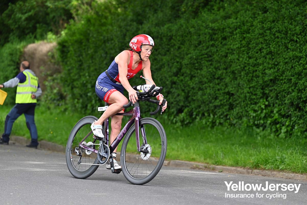 WIGHT TRI LADIES QUALIFY FOR GREAT BRITAIN TEAM AT LEEDS TRIATHLON