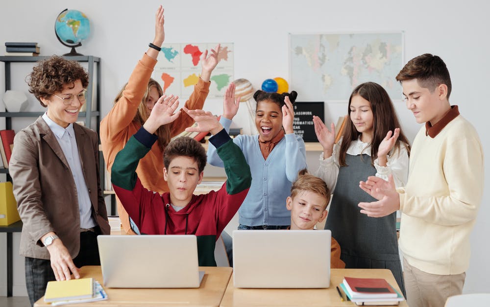 HOW TO EQUIP YOUR SCHOOL WITH THE RIGHT FURNITURE FOR KIDS