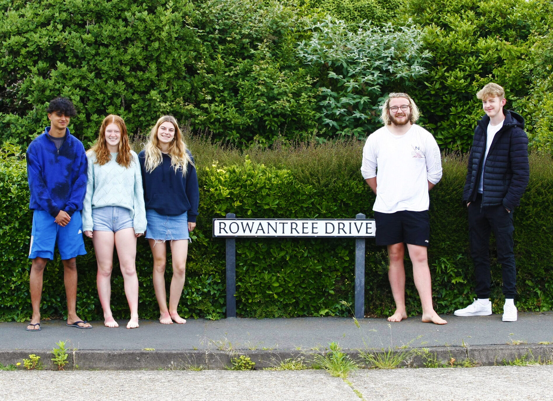 HEROIC TEENS SAVE ELDERLY PENSIONER FROM SEAVIEW KITCHEN FIRE