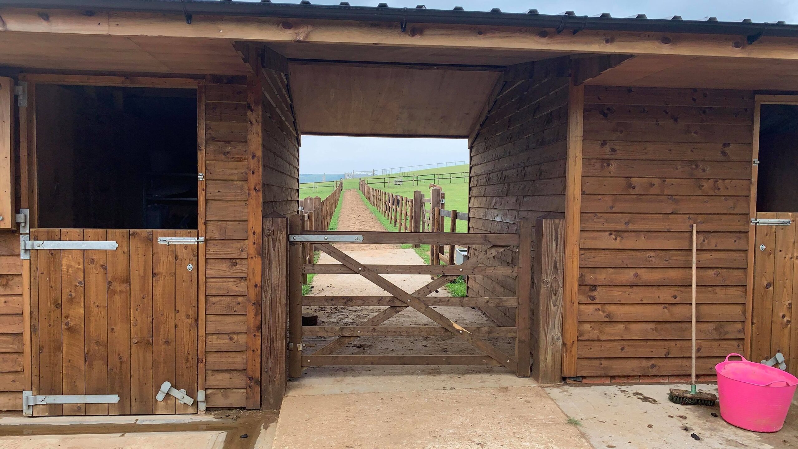 COUNCILLOR’S STABLES GIVEN RETROSPECTIVE PERMISSION DESPITE BEING TWICE THE PERMITTED SIZE