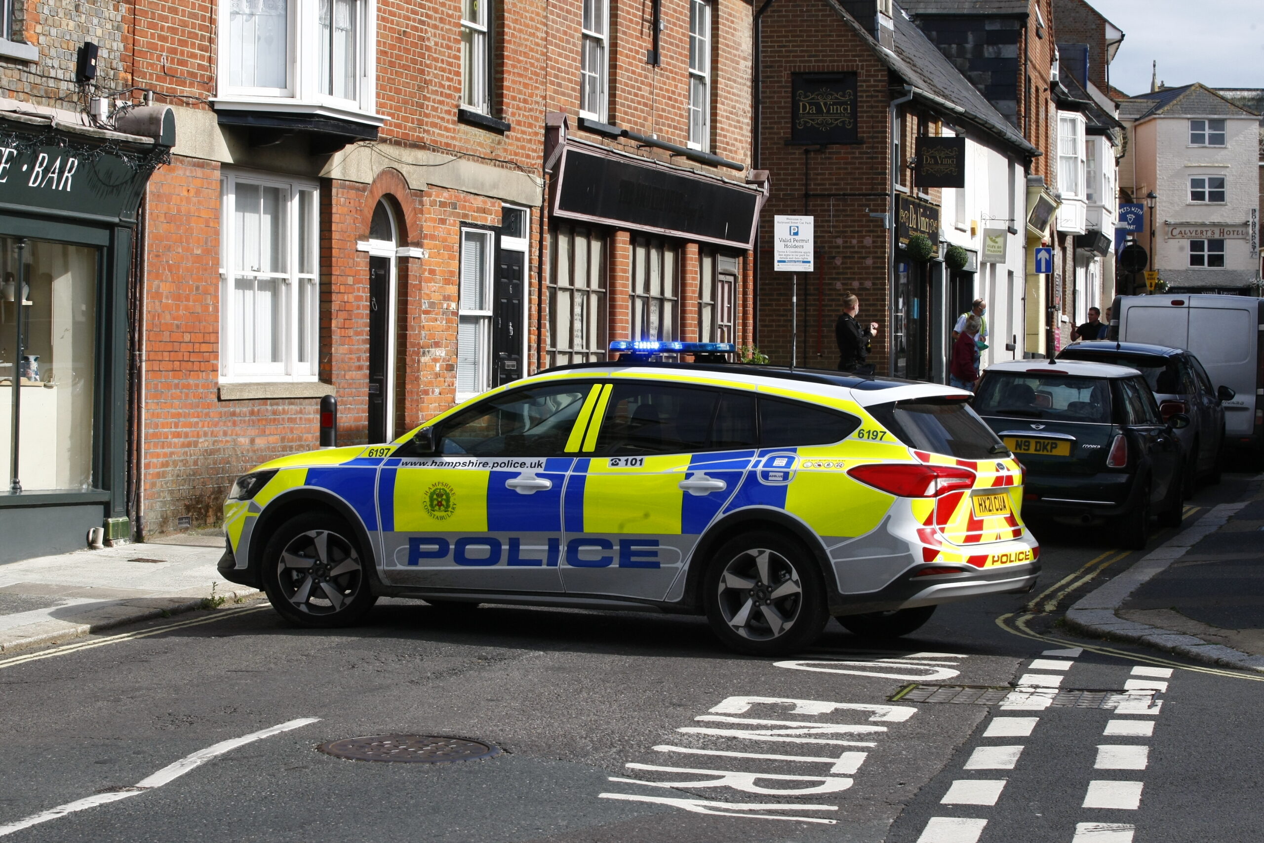 MAN INJURED FOLLOWING FALL FROM MOBILITY SCOOTER