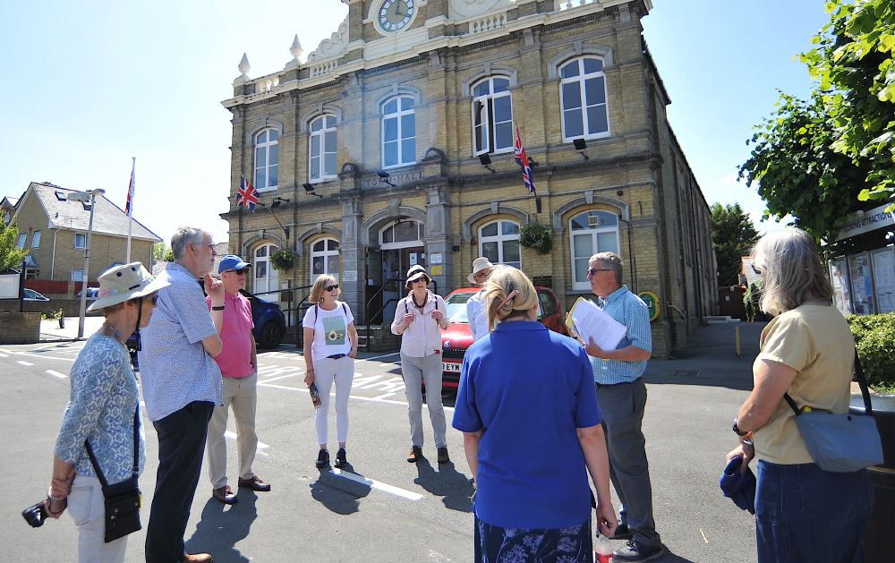 HISTORIC WALKS BOTH RADICAL AND ROYAL TO UNVEIL ISLAND’S ROLE ON THE WORLD STAGE