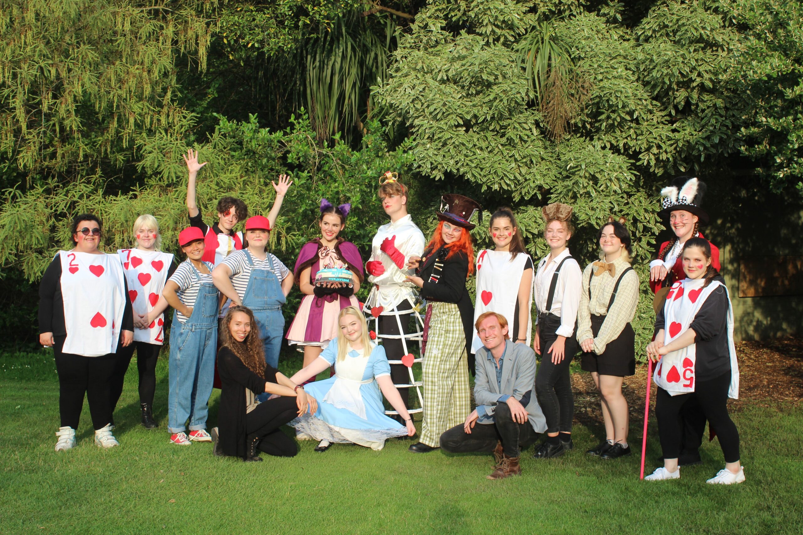 ISLE OF WIGHT COLLEGE PRODUCTION OF ALICE IN WONDERLAND PROVES TO BE A HIT
