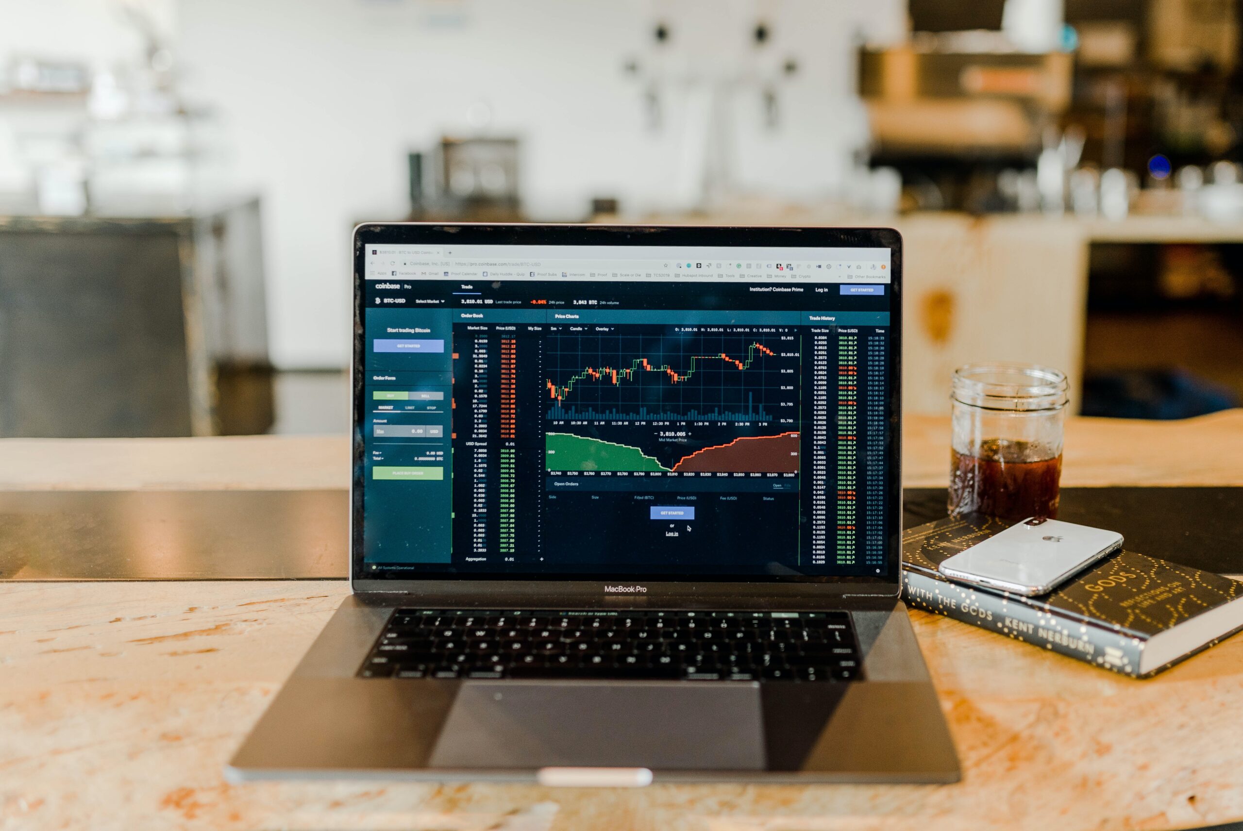 4 REASONS WHY COPY TRADING MIGHT BE A GOOD OPTION