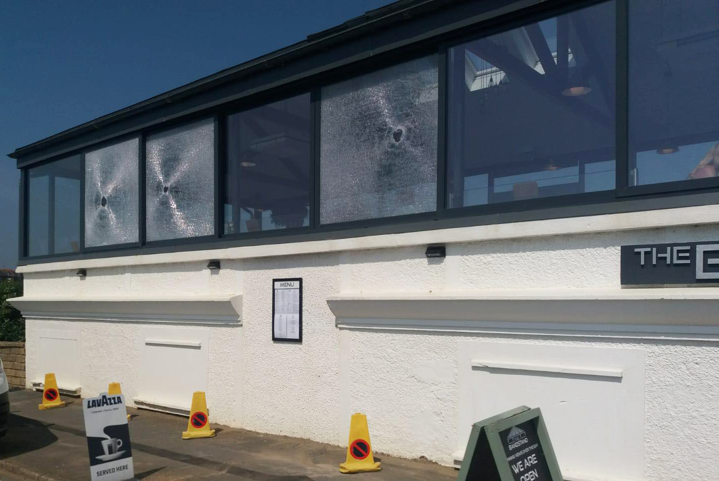 VANDAL CAUGHT ON CCTV SMASHING WINDOWS OF POPULAR SANDOWN SEAFRONT EATERY