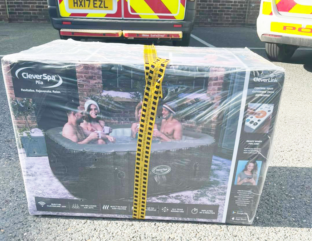 HOT TUB HEIST! STOLEN SPAS TRACKED DOWN BY POLICE AFTER APPEARING ON FACEBAY