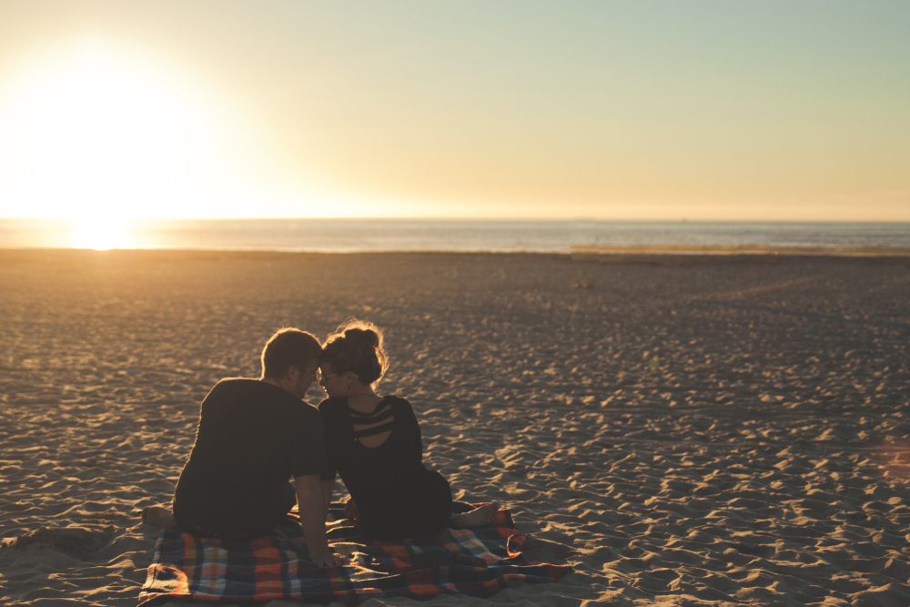 HOW HAS DATING CHANGED IN 100 YEARS?