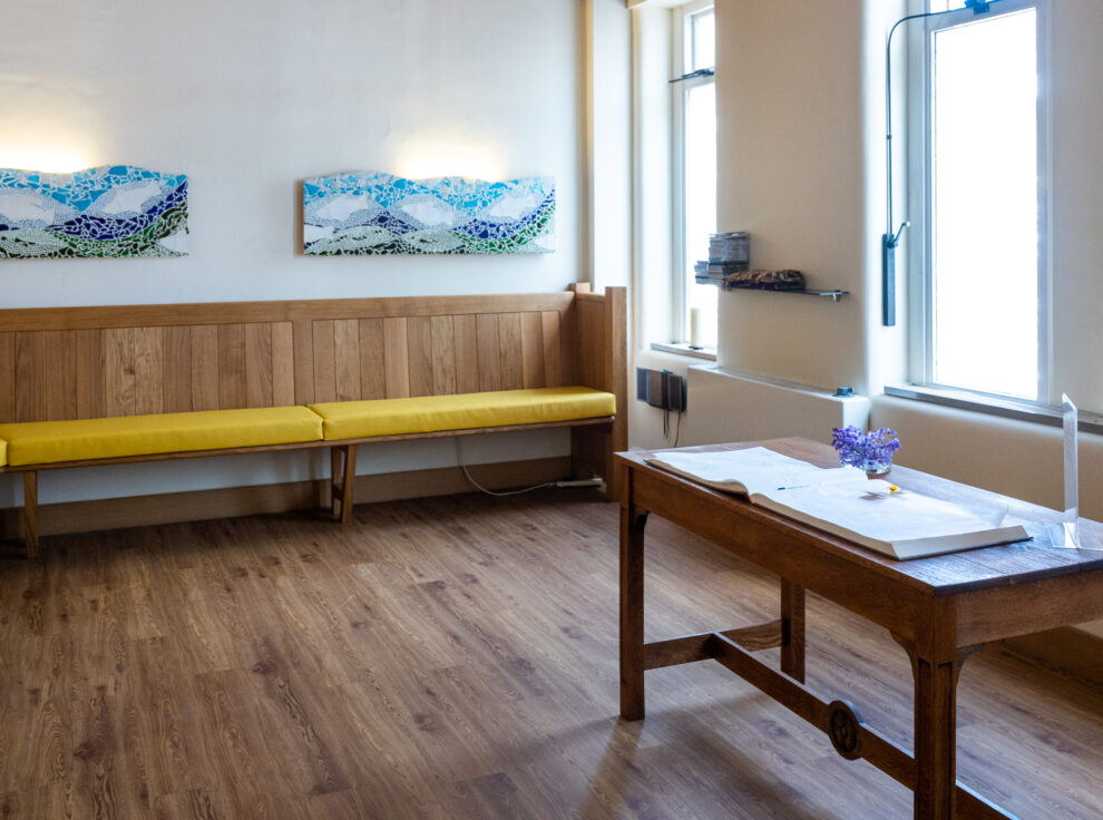 OPEN COMMUNION SERVICES TO START AT MOUNTBATTEN - Island Echo - 24hr