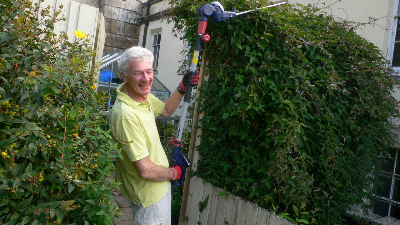 NEARLY £15,000 IN GRANTS HANDED TO 7 ISLAND GOOD CAUSES IN LATEST WIGHTAID PROGRAMME