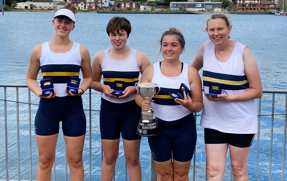 STRONG PERFORMANCE ALL ROUND FOR RYDE ROWERS ON THE RIVER ITCHEN