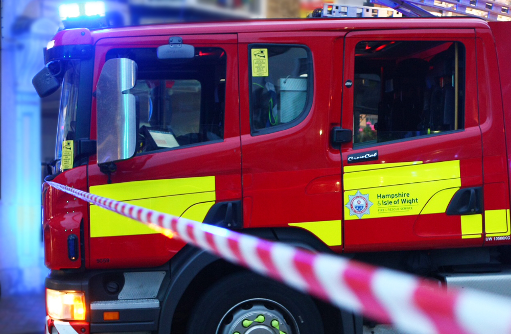 SUSPECTED DRINK AND DRUG DRIVER ARRESTED FOLLOWING YARIS ROLL IN VENTNOR