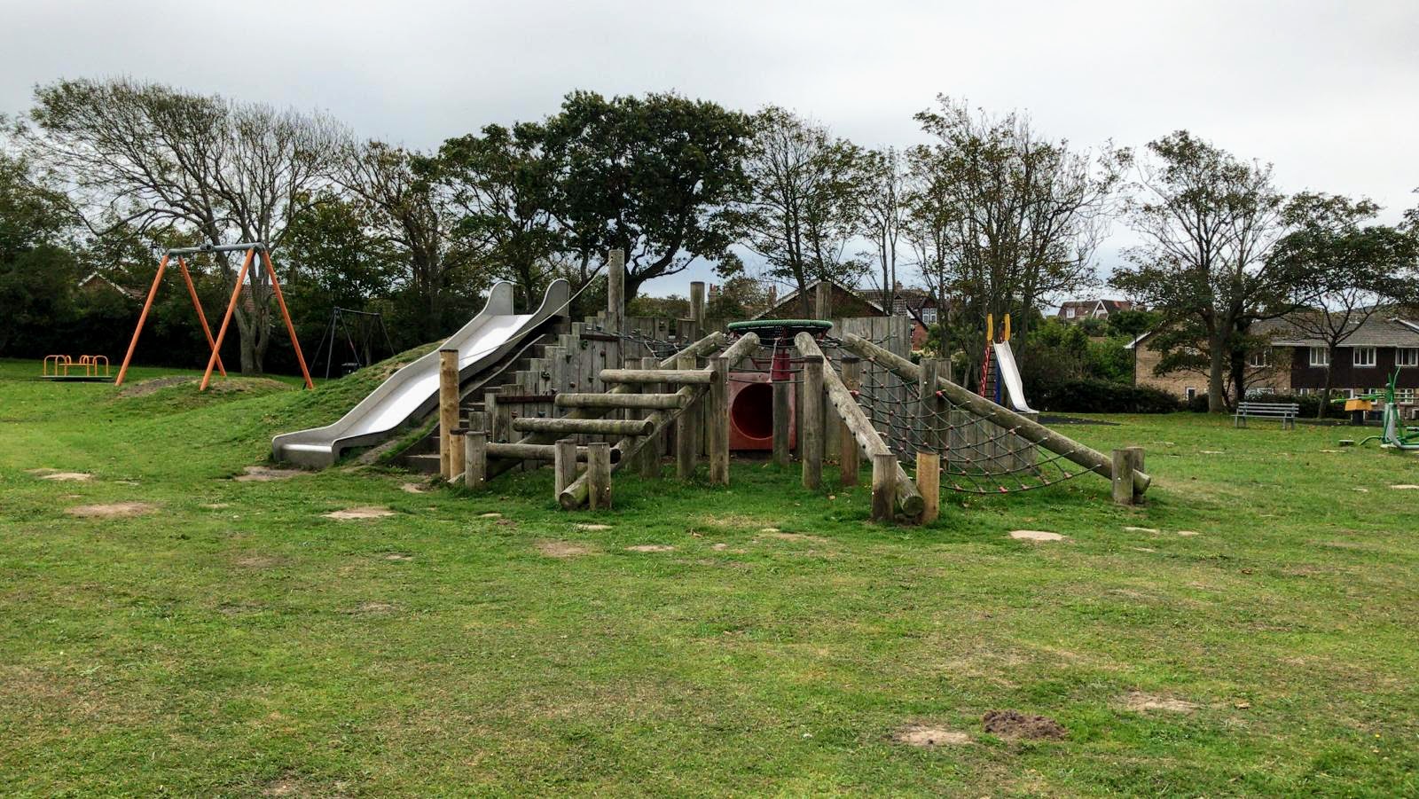 VANDALS SCATTER GLASS IN CHILDREN’S PLAY AREA IN TOTLAND